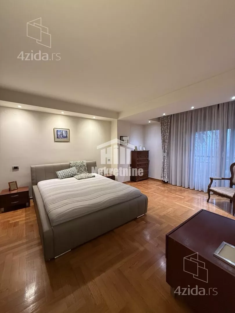 4-etažna kuća | 4zida