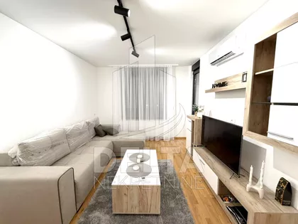 Studenička | 4zida.rs