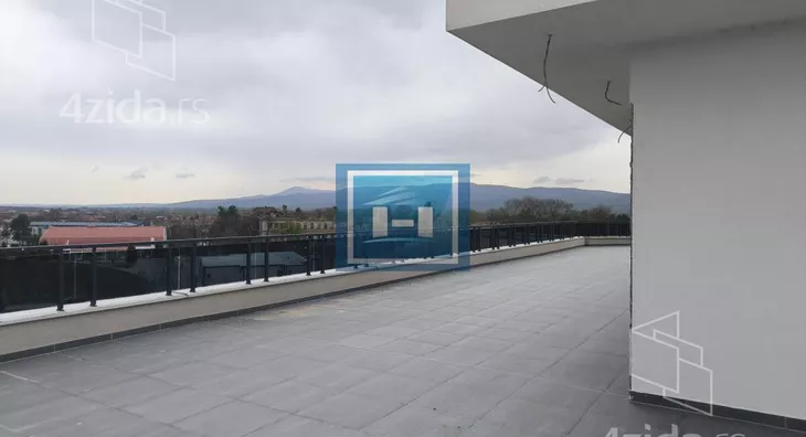 Petosoban stan | 4zida