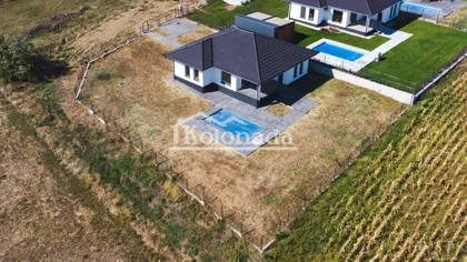 Nemenikuće | 4zida.rs