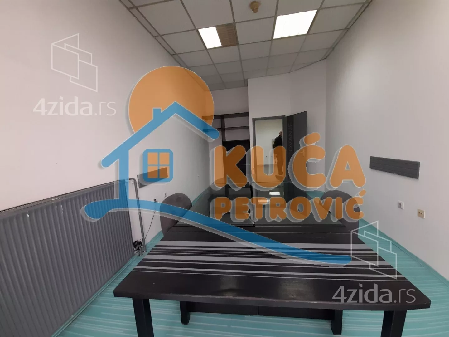 Lokal | 4zida