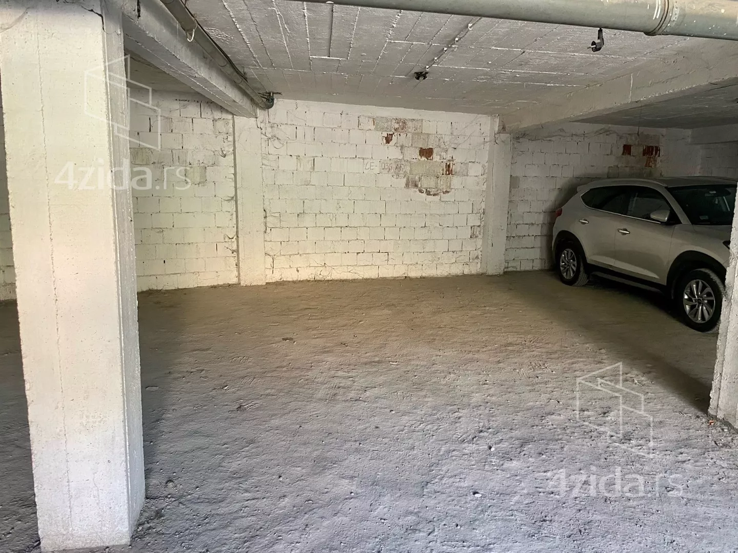 Parking | 4zida
