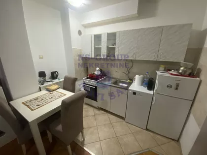 Cara Dušana | 4zida.rs