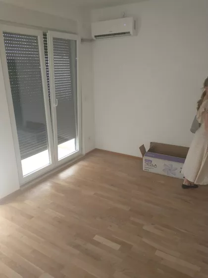 Karađorđeva | 4zida.rs