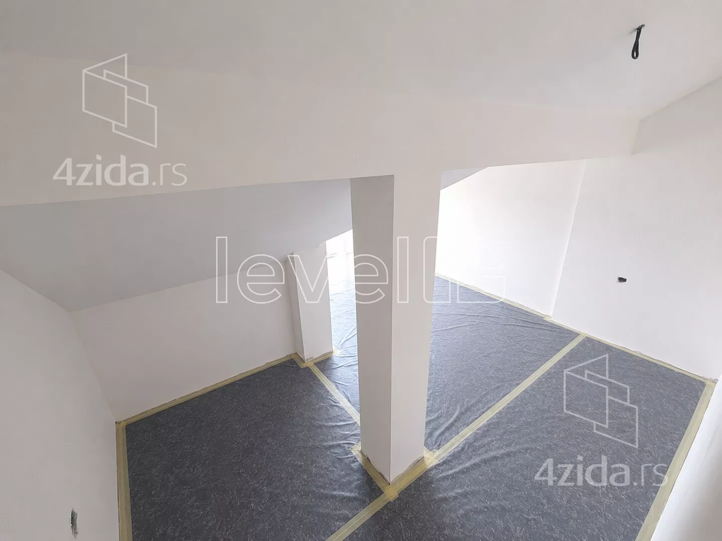 Šestosoban stan | 4zida