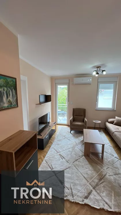 Nemanjina | 4zida.rs