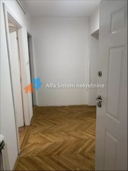 Crveni Krst Vračar | 4zida.rs