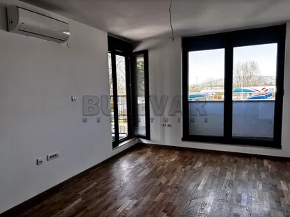 Lale Popović Tanje | 4zida.rs