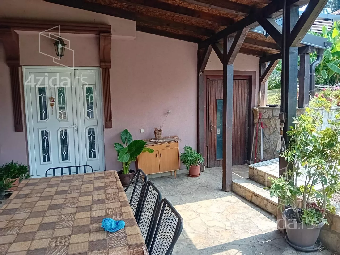 Kuća | 4zida