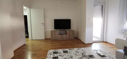 Trg Fontana | 4zida.rs