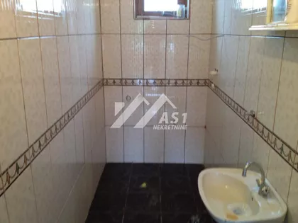 Tešana Podrugovića | 4zida.rs