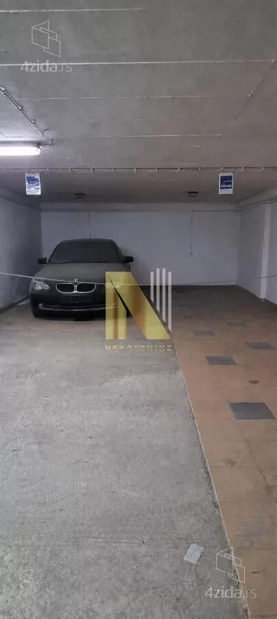 Parking | 4zida