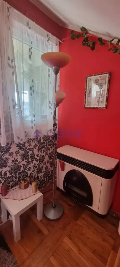 Petlovo Brdo | 4zida.rs