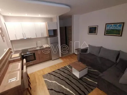 Bulevar Patrijarha Pavla (Somborski Bulevar) | 4zida.rs
