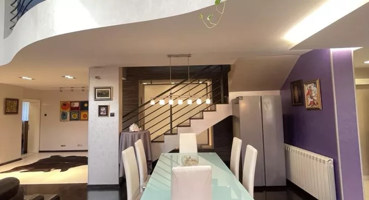 Šestosoban stan | 4zida