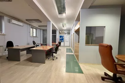 Makenzijeva | 4zida.rs