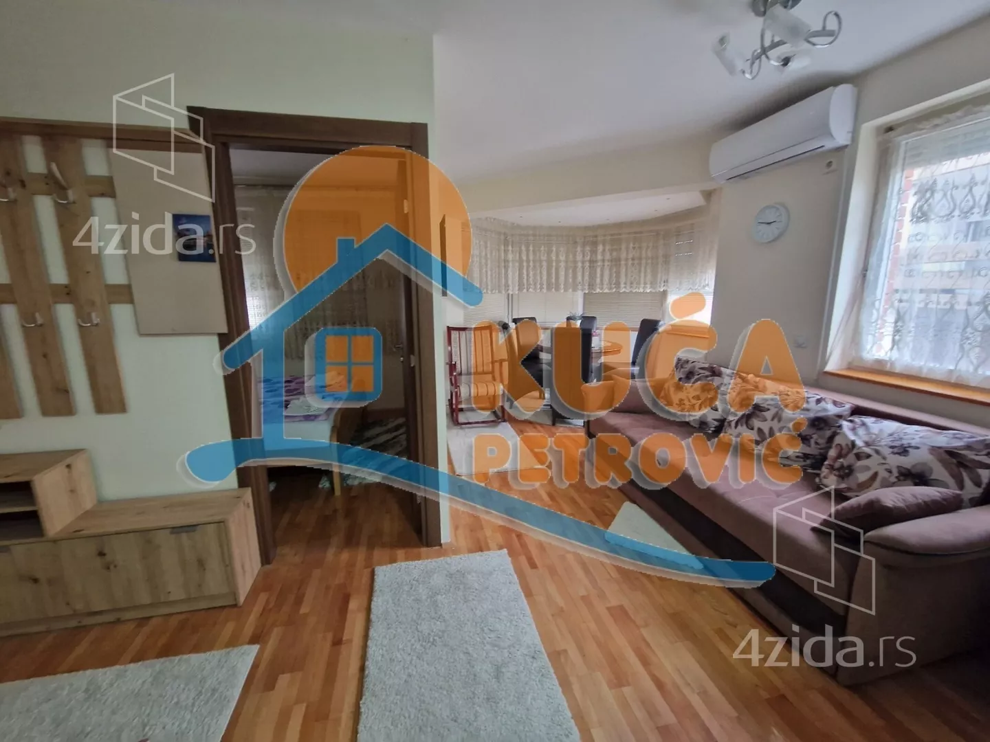 Troiposoban stan | 4zida