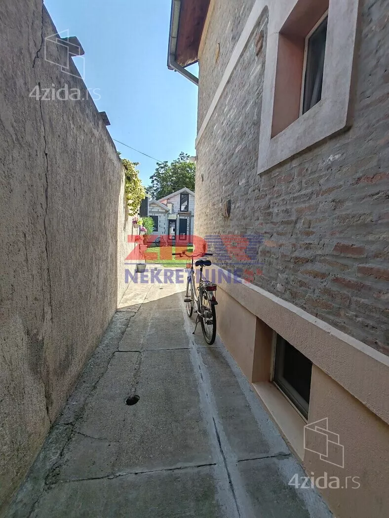 4-etažna kuća | 4zida