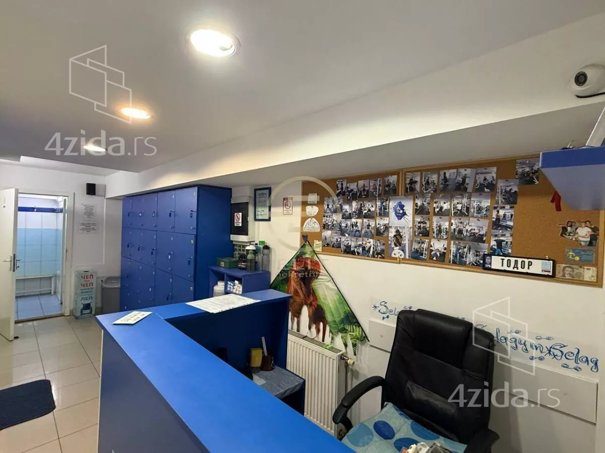 Poslovni prostor | 4zida