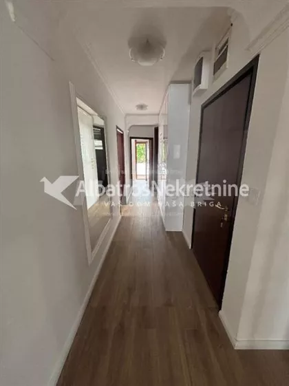 Kapetana Zavišića | 4zida.rs