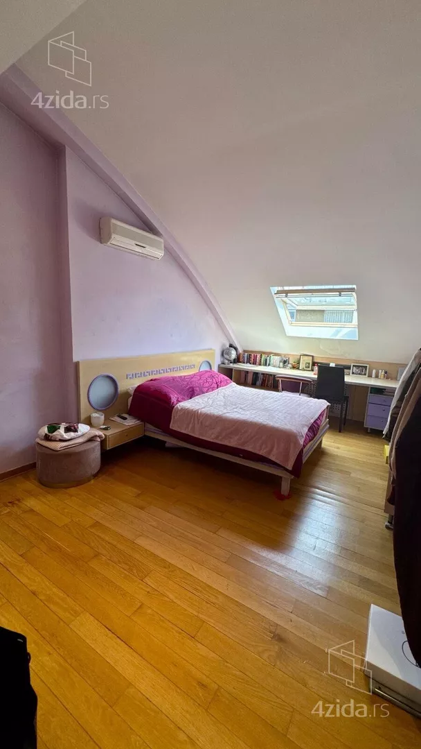 Petoiposoban stan | 4zida