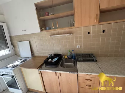 RUMENAČKA | 4zida.rs