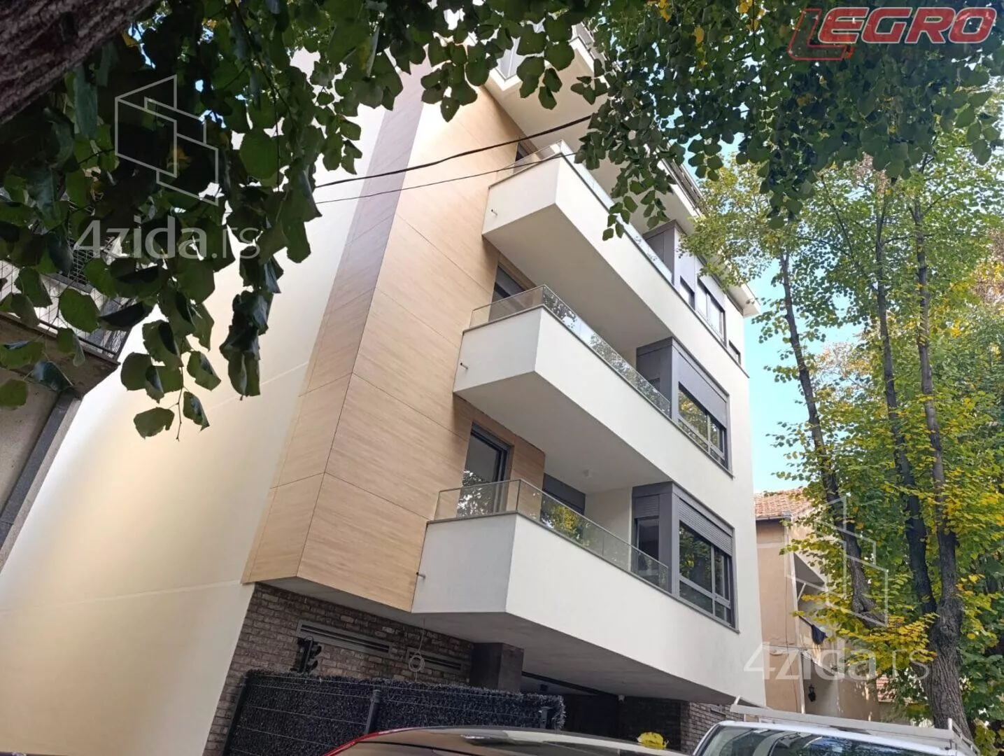 Četvorosoban stan | 4zida