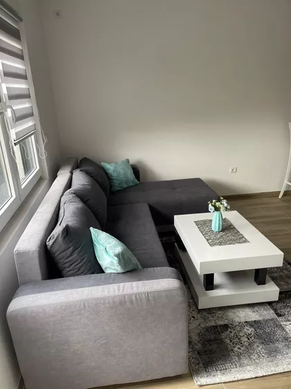 6. Oktobra | 4zida.rs