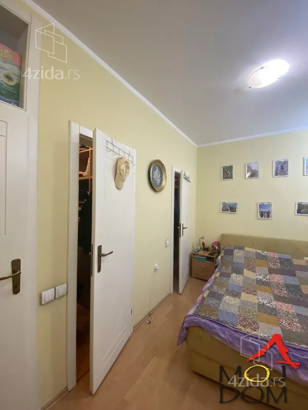 Petosoban stan | 4zida