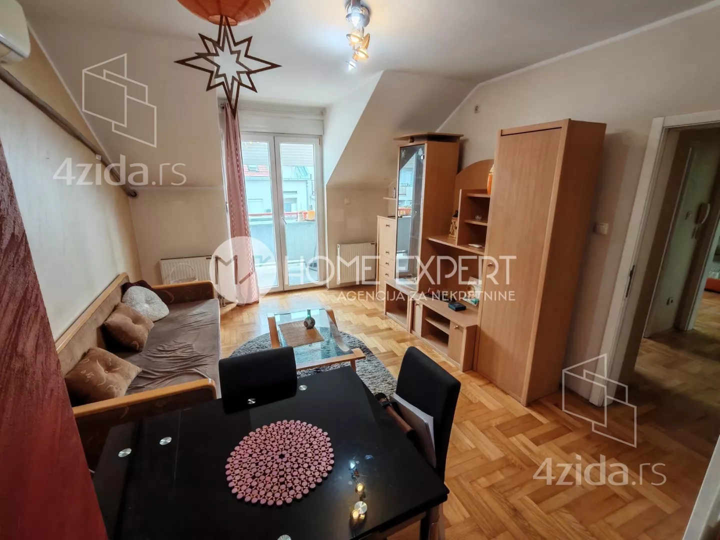 Dvoiposoban stan | 4zida