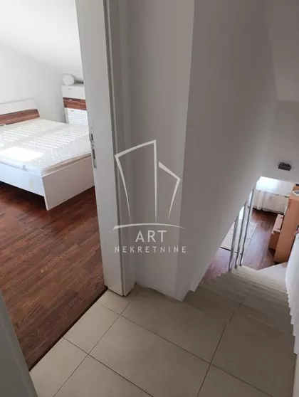 Varvarinska | 4zida.rs