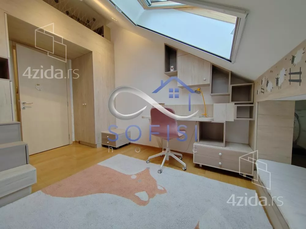 Petosoban stan | 4zida