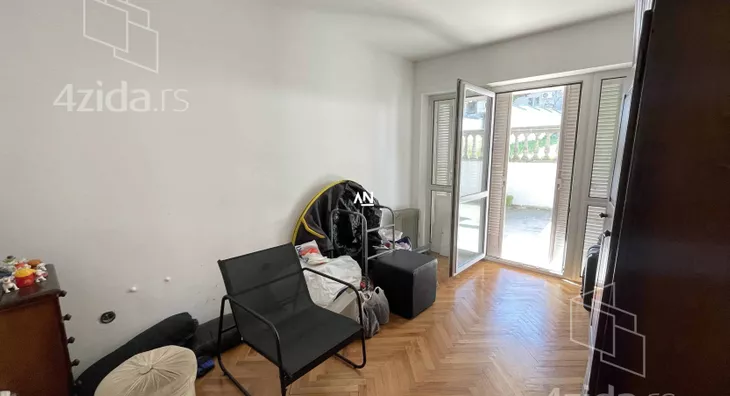 4-etažna kuća | 4zida