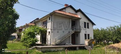 Justina Popovića | 4zida.rs