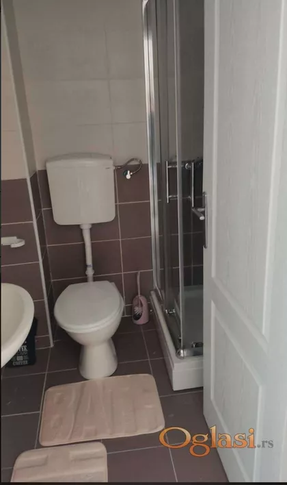 Vase Ostojića | 4zida.rs