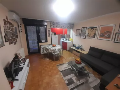 Vašarište | 4zida.rs