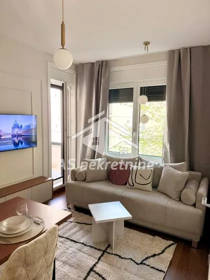 Lekino Brdo | 4zida.rs