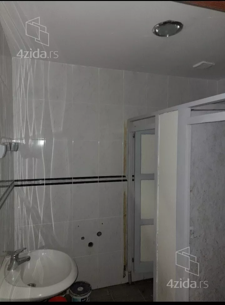 Ugostiteljski objekat | 4zida