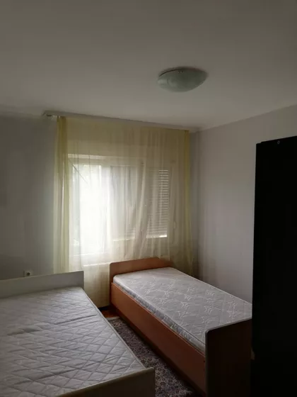 Pariske Komune 25 | 4zida.rs