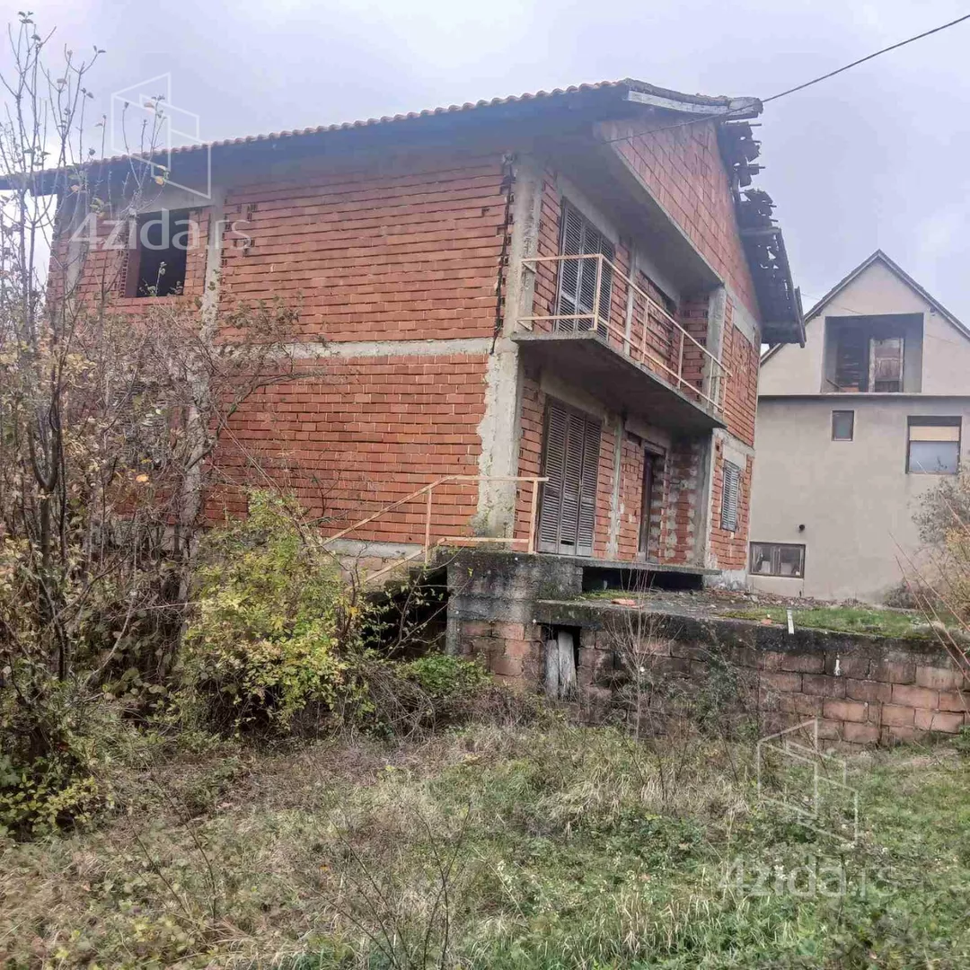 3-etažna kuća | 4zida