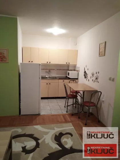 Grbavica | 4zida.rs