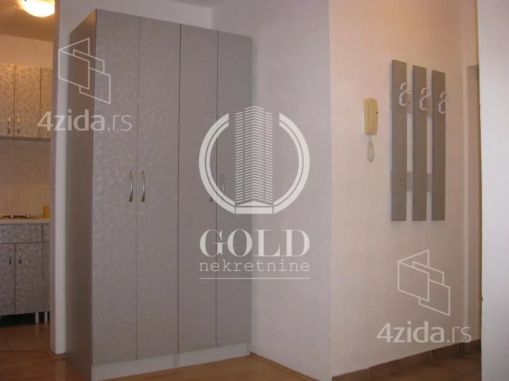 Garsonjera | 4zida