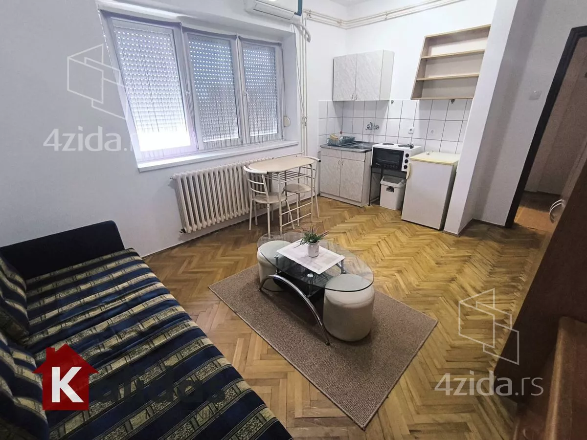 Garsonjera | 4zida