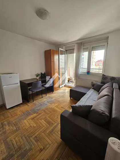 Bulevar Cara Lazara | 4zida.rs