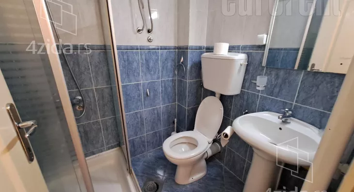 Četvoroiposoban stan | 4zida