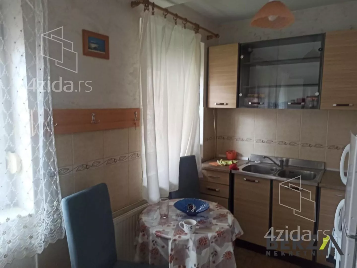 Garsonjera | 4zida