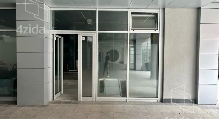 Poslovni prostor | 4zida