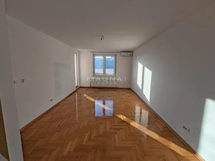 Vojvode Vlahovića Voždovac | 4zida.rs