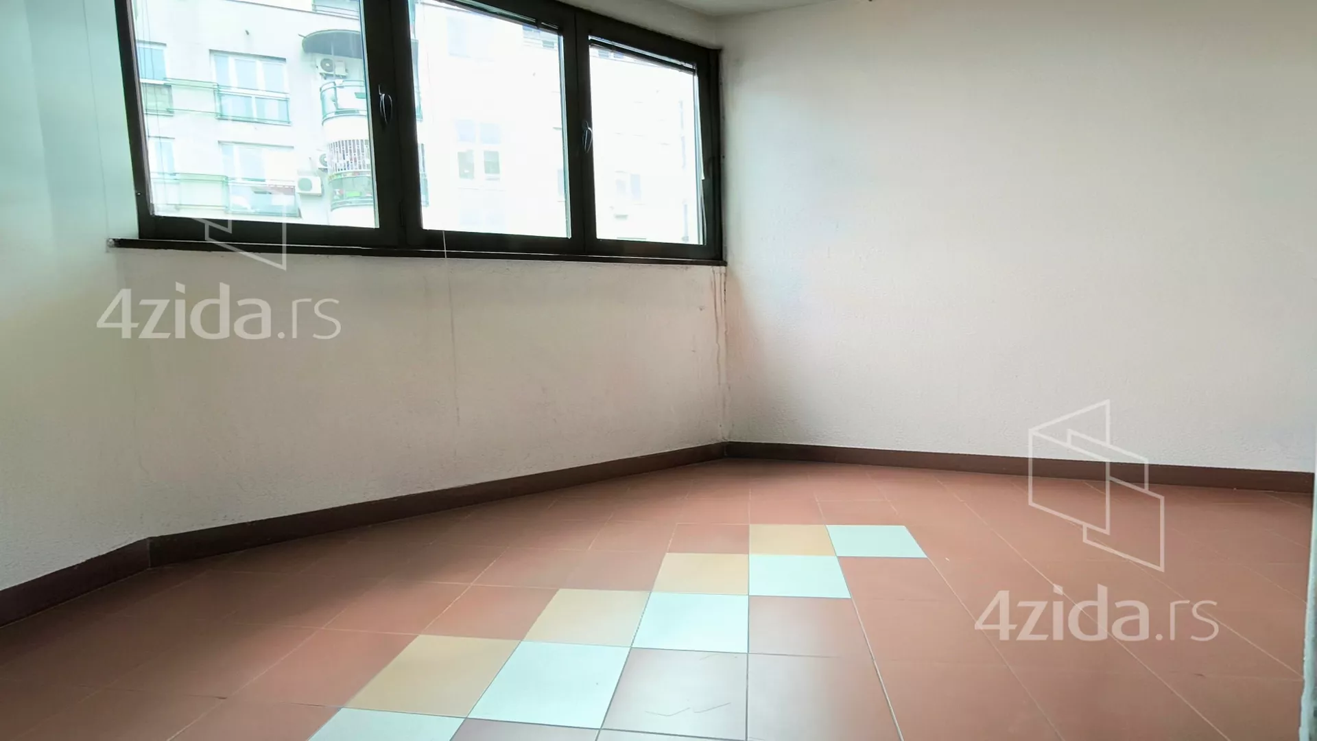 Osmosoban stan | 4zida