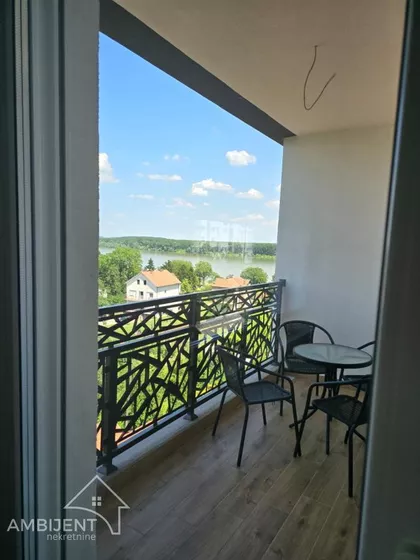 Novi Banovci | 4zida.rs